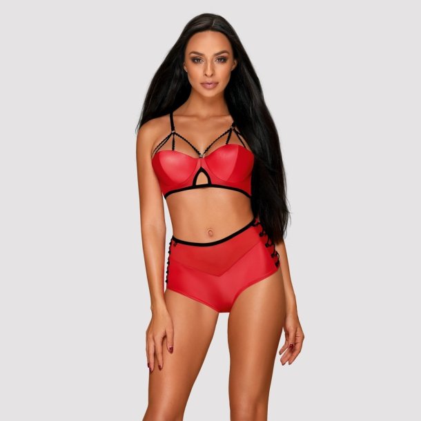 Obsessive Leatheria reytt sett vi� sn�ring