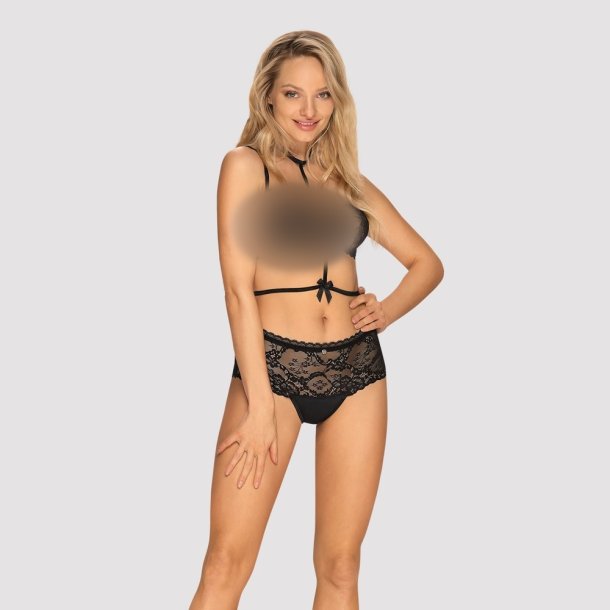 Obsessive Raquelia blondusett vi� h�lsbandi