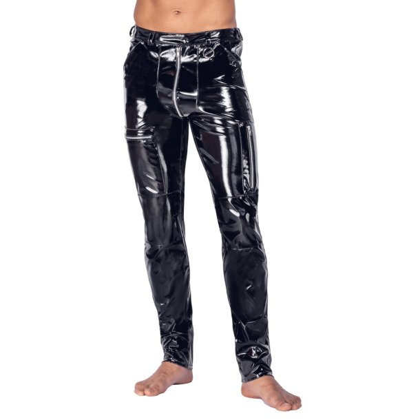 Black Level smalar lakkbuksur vi� lummum