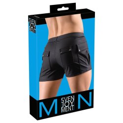 Svartar shorts vi� st�rum lummum